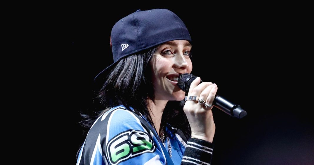 251010-Billie-Eilish-miami-ew-1017a-a3ae9a