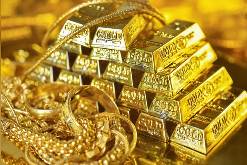 Stock Market Today: Dow Edges Higher; Consumer-Sentiment Steady; Gold Prices Rise — Live Updates