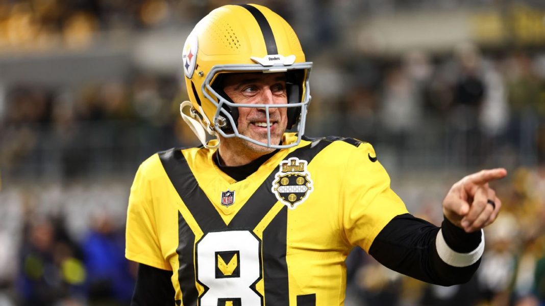 Aaron Rodgers finally faced the Packers in the Packers-Steelers game! See the highlights.