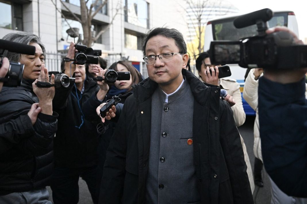 Japan-China talks turn tense, sparking economic fears.