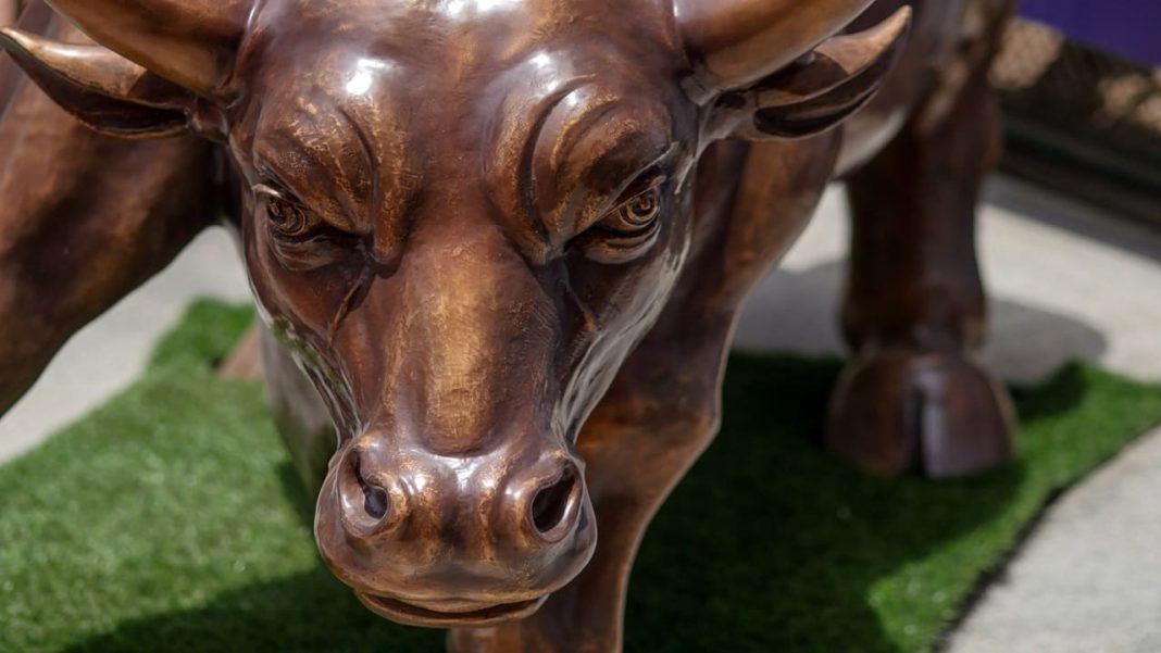 Wall Street predicts rebound in Indian markets after tough year Wall Street predicts rebound in Indian markets after tough year