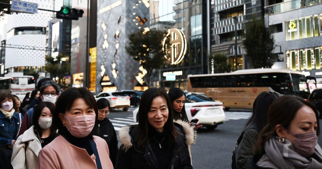 Heads up, U.S.: A severe flu strain, H3N2, is causing trouble in Canada and the U.K. Heads up, U.S.: A severe flu strain, H3N2, is causing trouble in Canada and the U.K.