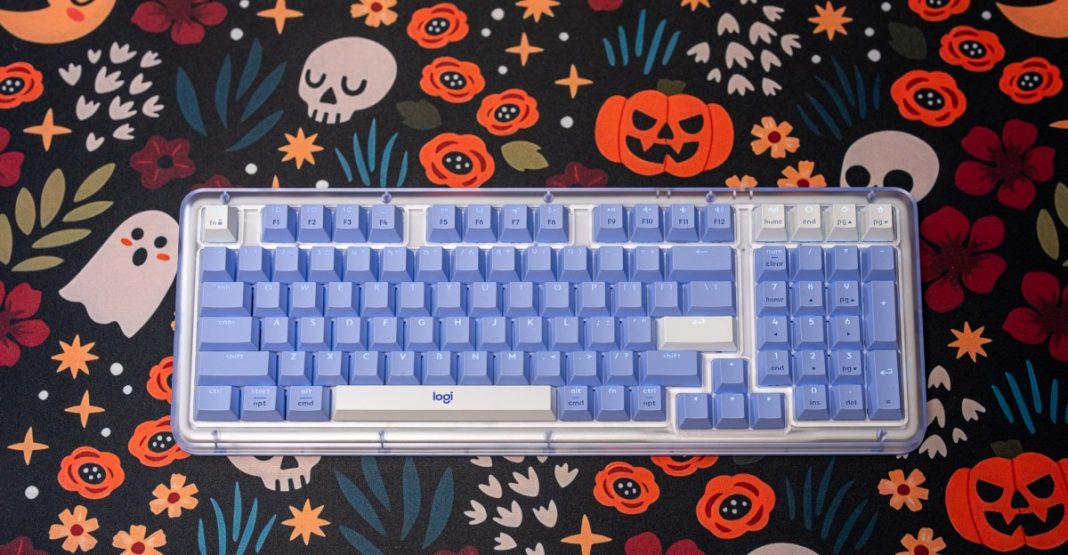 Logitech's new keyboard is trying out some features for enthusiasts. Logitech's new keyboard is trying out some features for enthusiasts.