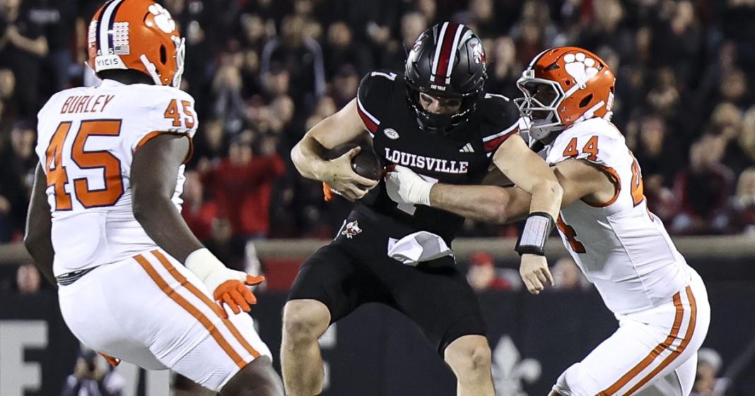 The Clemson loss just burst Louisville's bubble. What do they even have left? The Clemson loss just burst Louisville's bubble. What do they even have left?