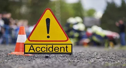 4 killed in Budgam road mishap 4 killed in Budgam road mishap