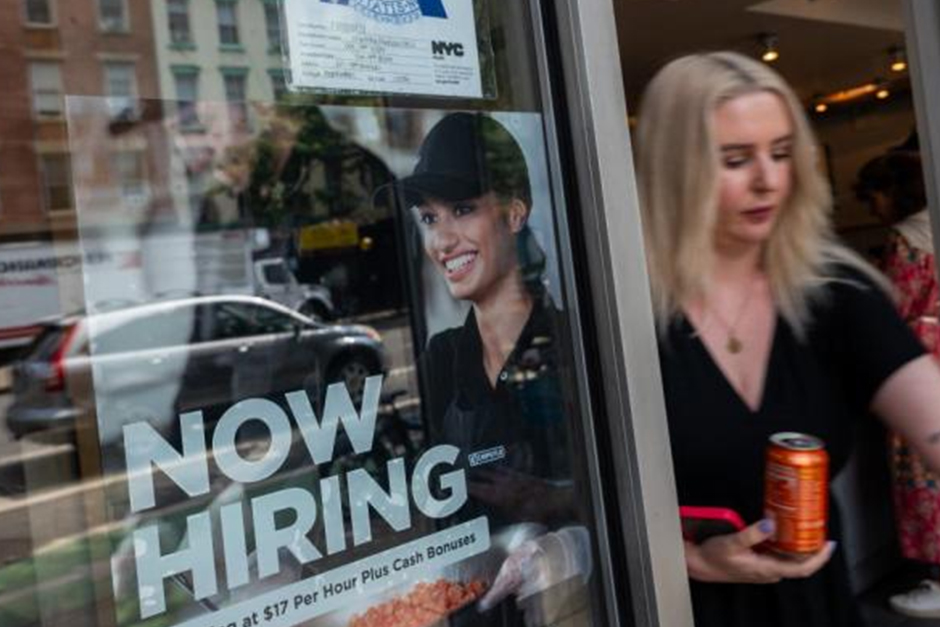 What 4 charts tell us about who’s feeling good about the economy — and who isn’t.