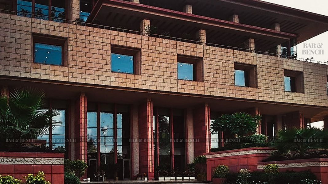 Delhi High Court cancels anticipatory bail of advocate accused of raping lawyer, influencing her through judges Delhi High Court cancels anticipatory bail of advocate accused of raping lawyer, influencing her through judges