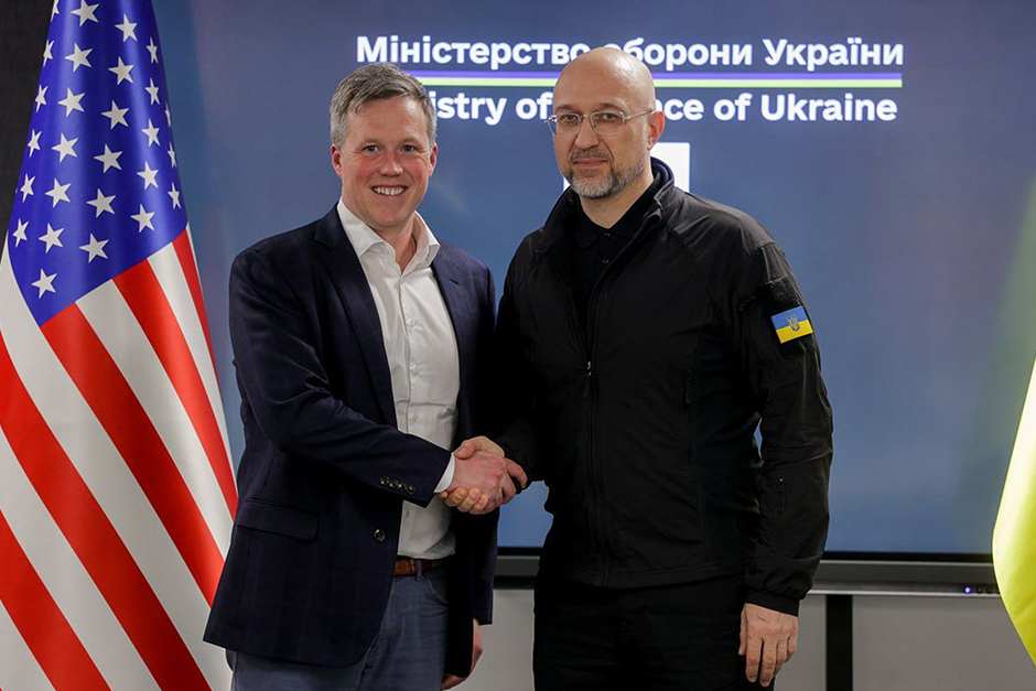 The U.S. is pushing for Ukraine-Russia peace again, while Zelenskyy’s military is on the defensive