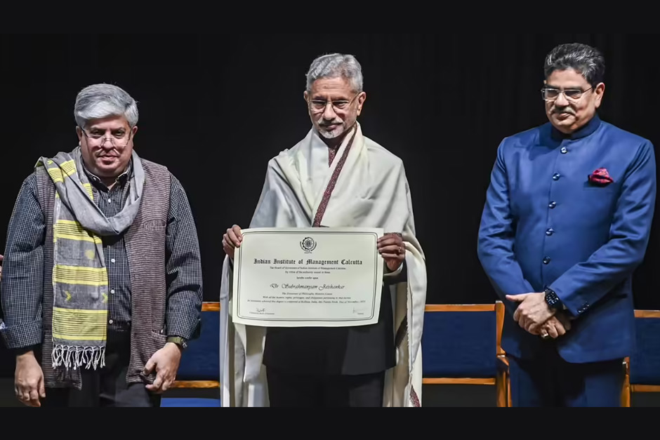 World looking beyond US, China to hedge against contingencies: EAM Jaishankar