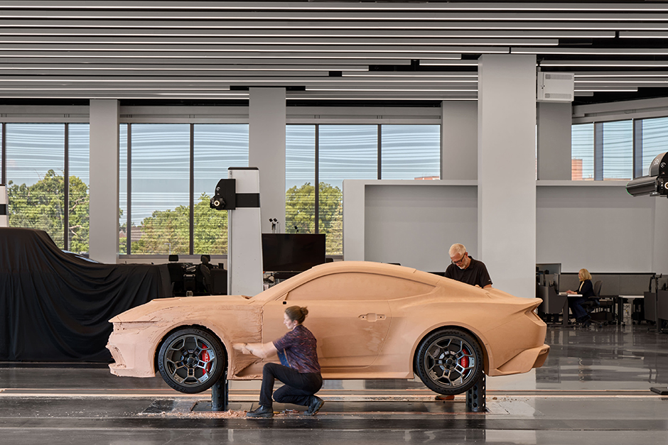 Inside Ford’s new world headquarters: Scratch kitchens, rotisserie chickens and design secrets Inside Ford’s new world headquarters: Scratch kitchens, rotisserie chickens and design secrets