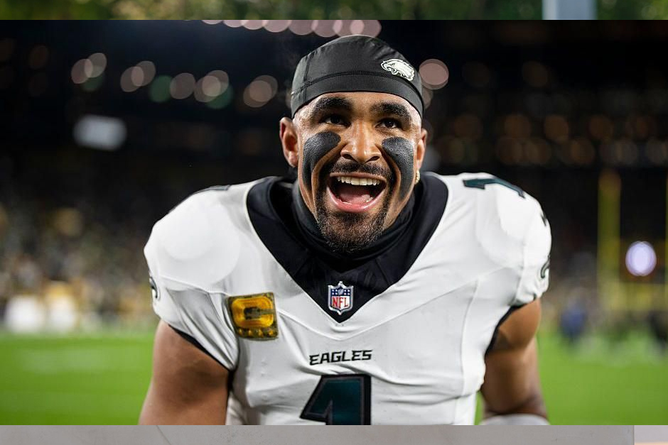 DeVonta Smith’s touchdown helps Eagles beat Packers 10-7