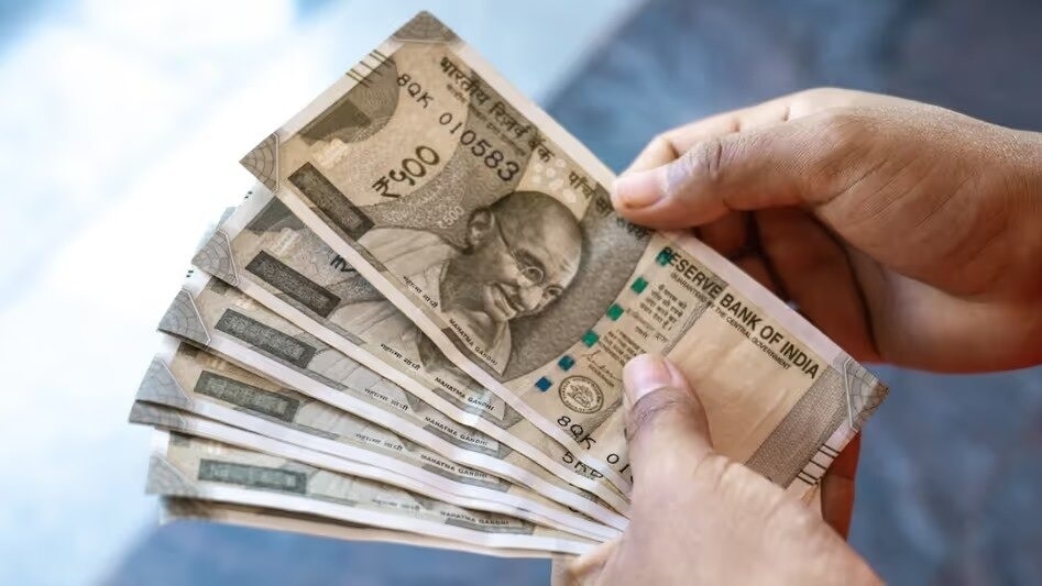 Employees to get gratuity after 1 year of service, not 5, under new labour laws