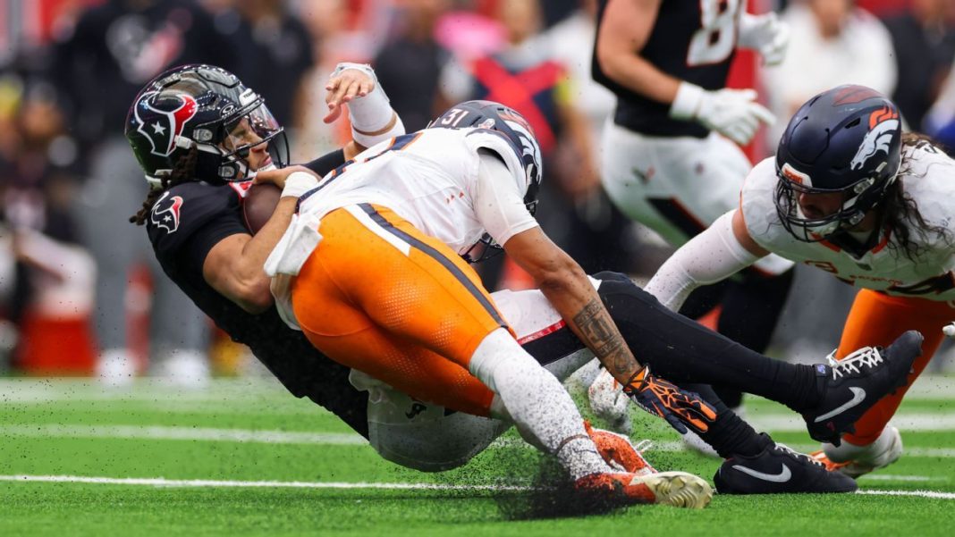 Texans' Stroud gets a concussion after a hard hit