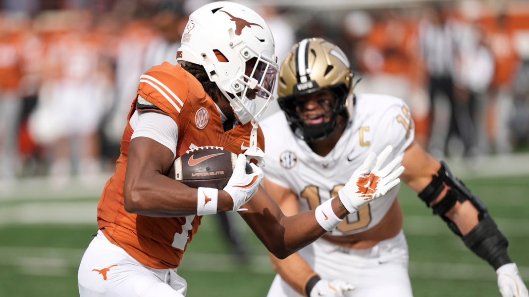 Get all your Week 10 college football scores, live updates, and highlights right here on CBS Sports. Get all your Week 10 college football scores, live updates, and highlights right here on CBS Sports.