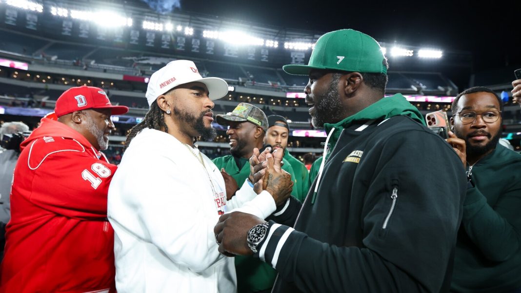 First time coaching against each other, DeSean Jackson gets the W over Mike Vick.