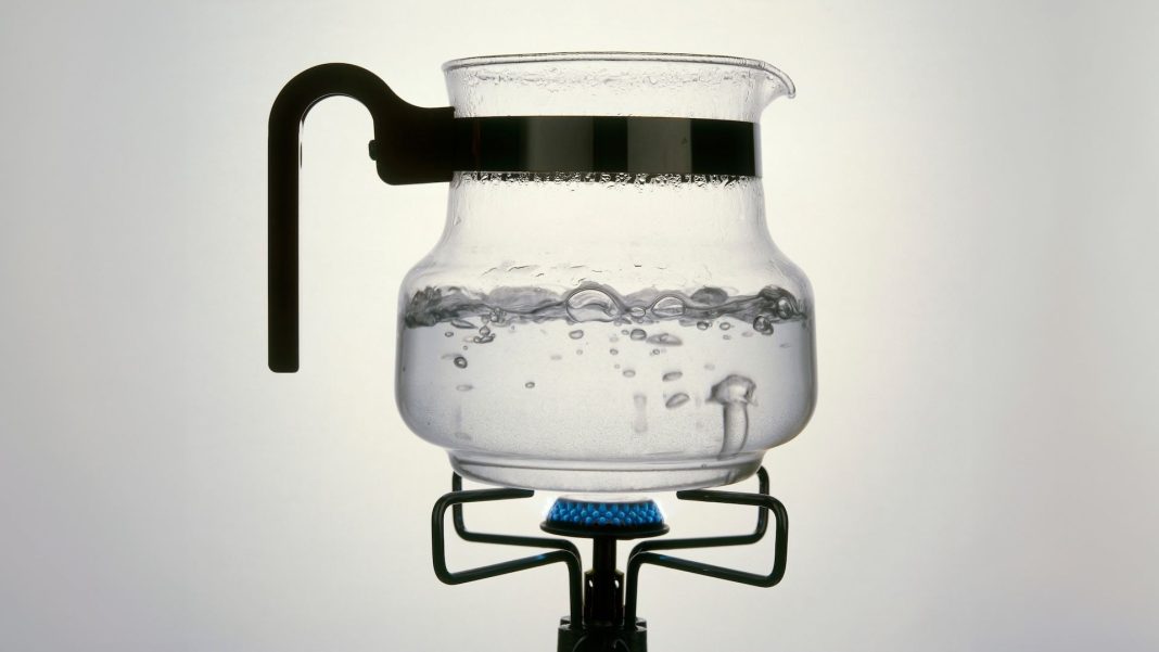 Why does boiling water bubble, but not in the microwave? Why does boiling water bubble, but not in the microwave?