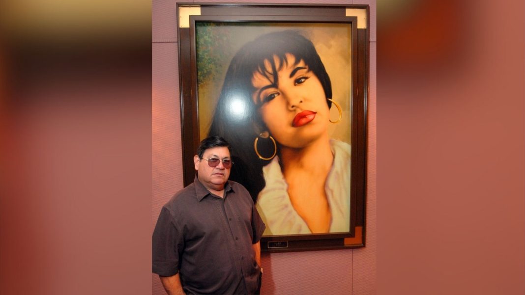 Abraham Quintanilla, the father of Tejano music icon Selena, has passed away, his son A.B. Quintanilla III says. Abraham Quintanilla, the father of Tejano music icon Selena, has passed away, his son A.B. Quintanilla III says.