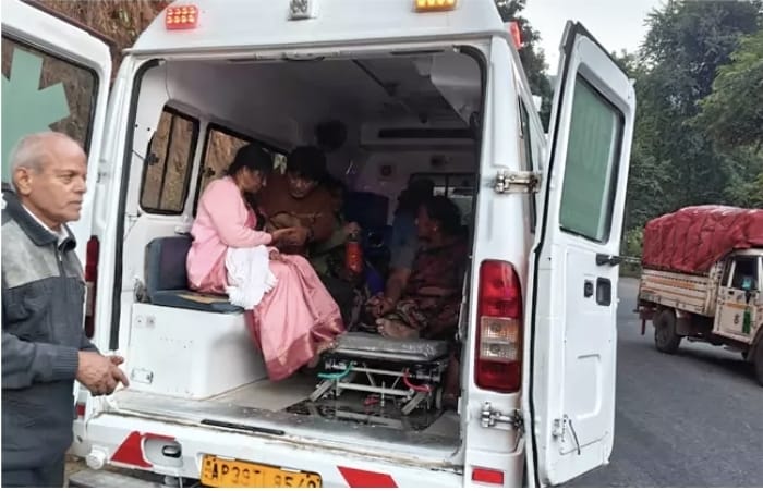 Nine Dead, 22 Injured as Bus Falls Off Road in ASR District Nine Dead, 22 Injured as Bus Falls Off Road in ASR District