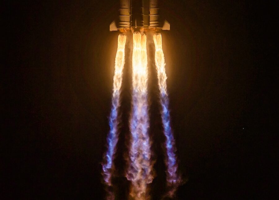 Lawmakers hear calls for 'consequences' for NASA delays as China rises.