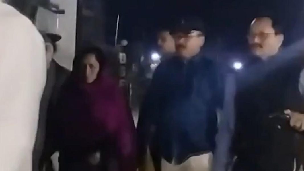 Sunali returns to India six months after being pushed back into Bangladesh Sunali returns to India six months after being pushed back into Bangladesh