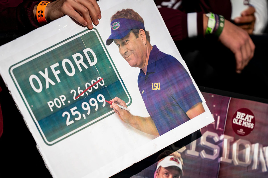How Nick Saban and ESPN tried to help Lane Kiffin juggle coaching two teams at once.