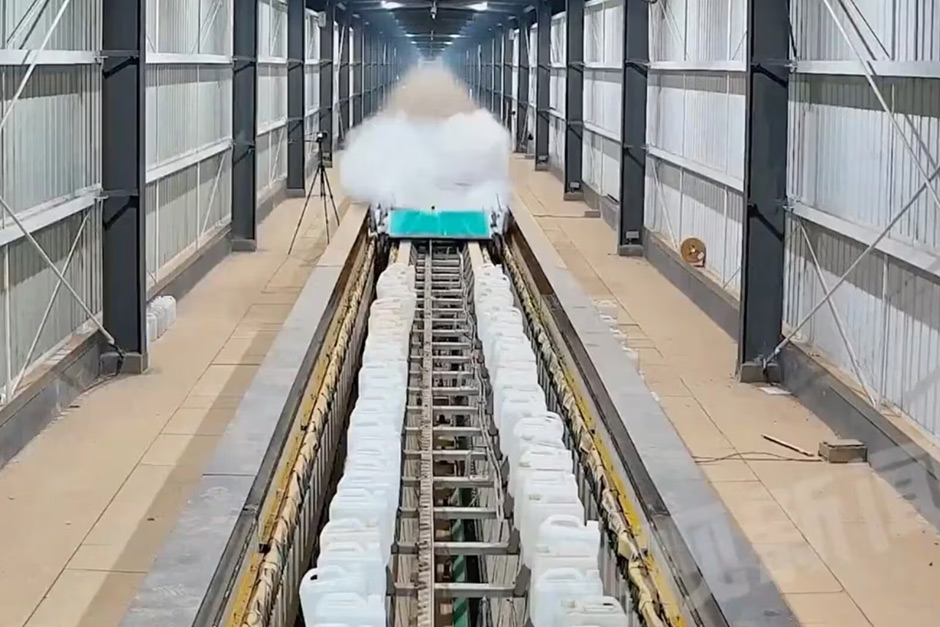 700 kmph in just 2 seconds: China’s fastest maglev train sets world record | Video 700 kmph in just 2 seconds: China’s fastest maglev train sets world record | Video