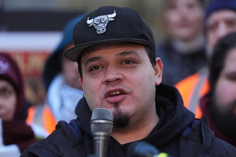 A judge just ordered Kilmar Abrego Garcia to be set free from immigration detention right away. A judge just ordered Kilmar Abrego Garcia to be set free from immigration detention right away.