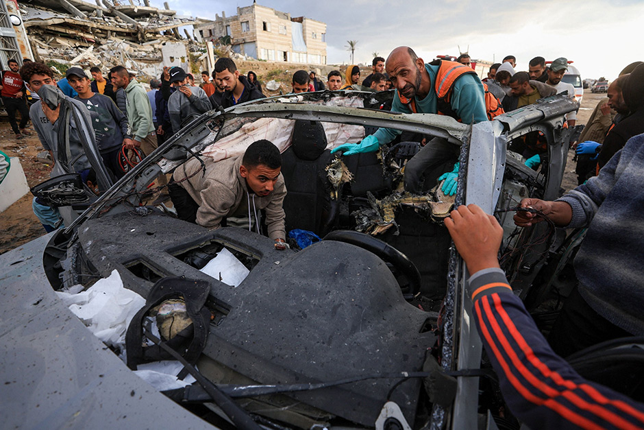 Israel says it killed a Hamas leader in Gaza, threatening the fragile truce. Israel says it killed a Hamas leader in Gaza, threatening the fragile truce.