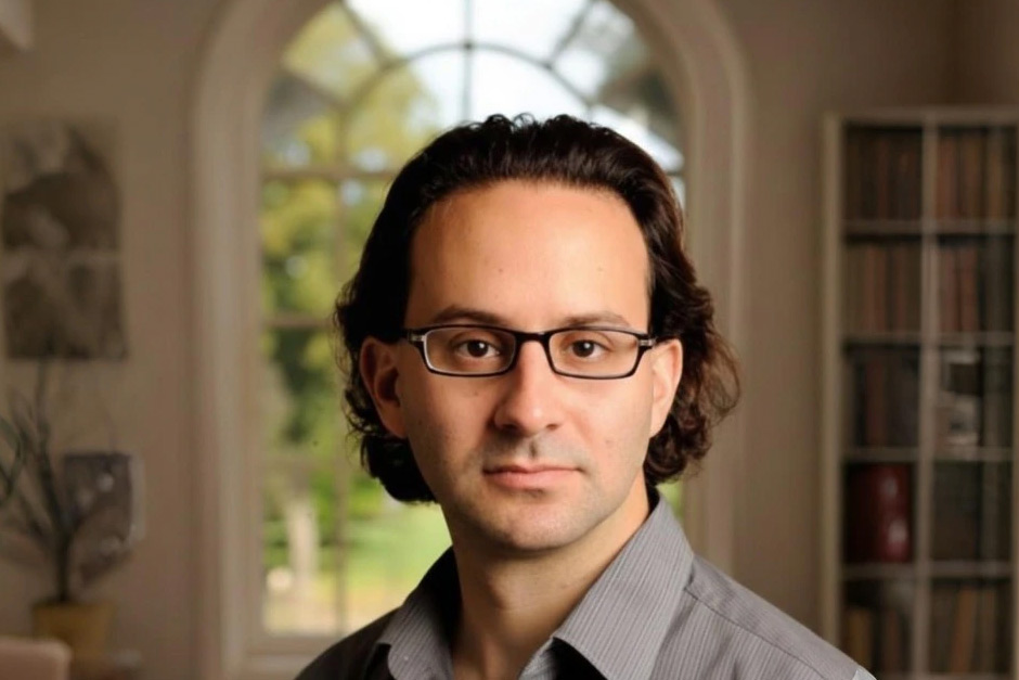 Anthropic chief scientist Jared Kaplan warns: By 2030, humans have to decide Anthropic chief scientist Jared Kaplan warns: By 2030, humans have to decide