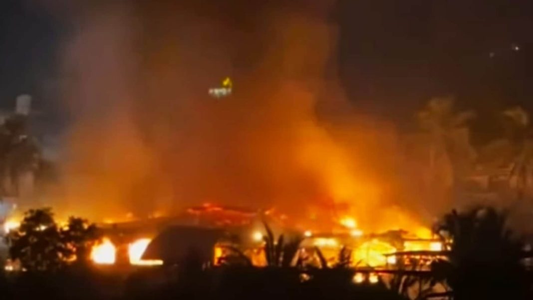 23 dead in midnight fire at Goa club 23 dead in midnight fire at Goa club