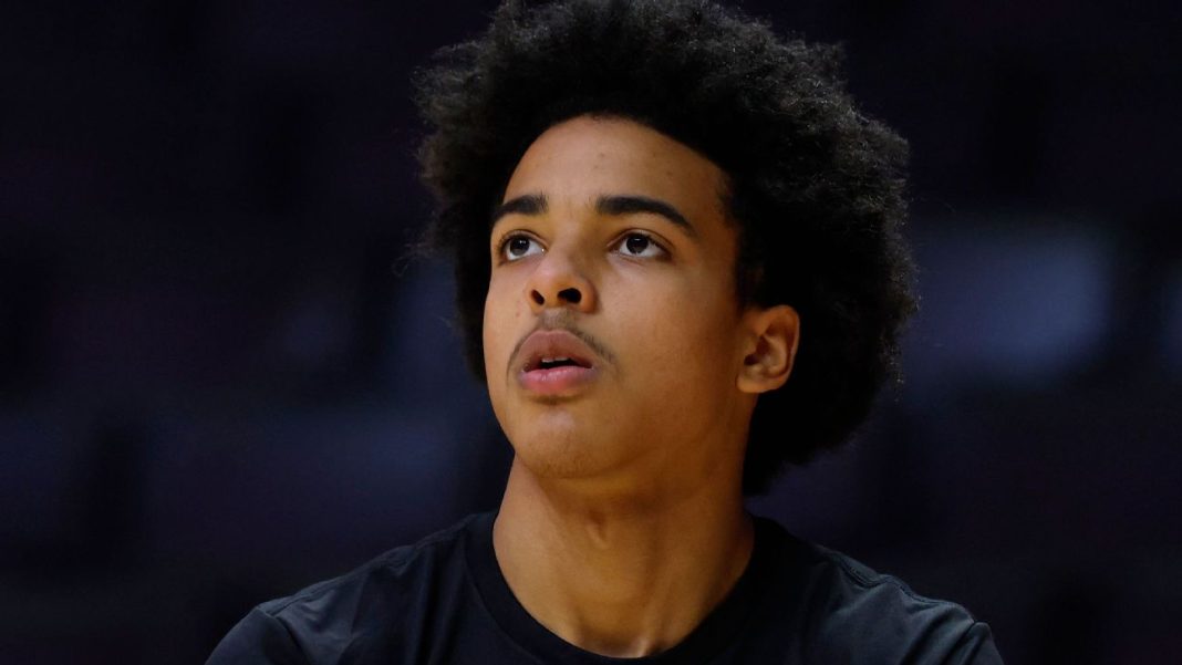 Louisville will be without star Brown for their game against the Vols, as he's out with a lower back injury. Louisville will be without star Brown for their game against the Vols, as he's out with a lower back injury.