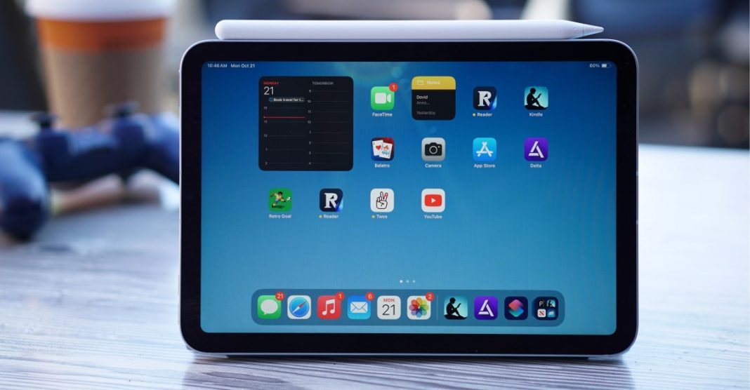 Apple's smallest iPad just hit its lowest price ever for Cyber Monday.