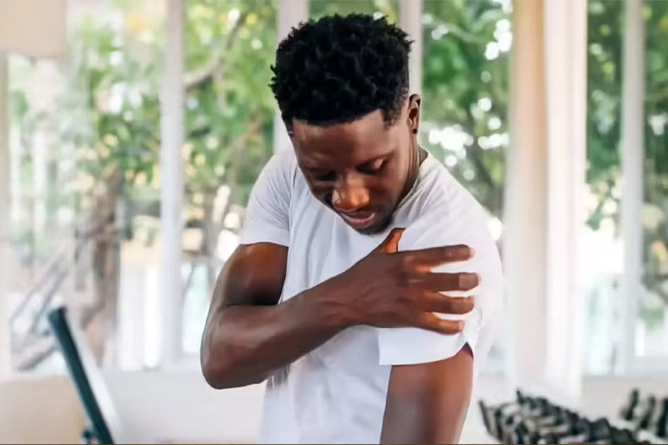 AIIMS study finds heart disease as the leading cause of sudden death in people under 45: 5 ‘unusual’ warning signs you should pay attention to AIIMS study finds heart disease as the leading cause of sudden death in people under 45: 5 ‘unusual’ warning signs you should pay attention to