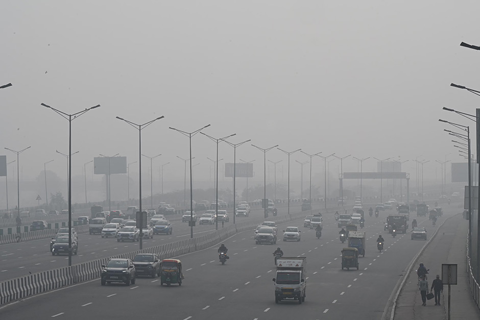 GRAP 4 imposed as Delhi air worsens GRAP 4 imposed as Delhi air worsens