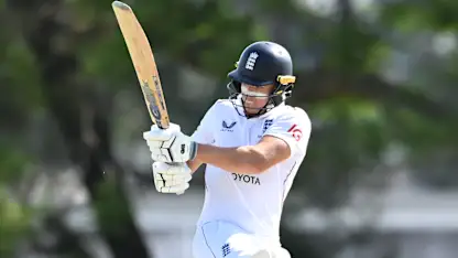 Two changes as England name team for Boxing Day Ashes Test