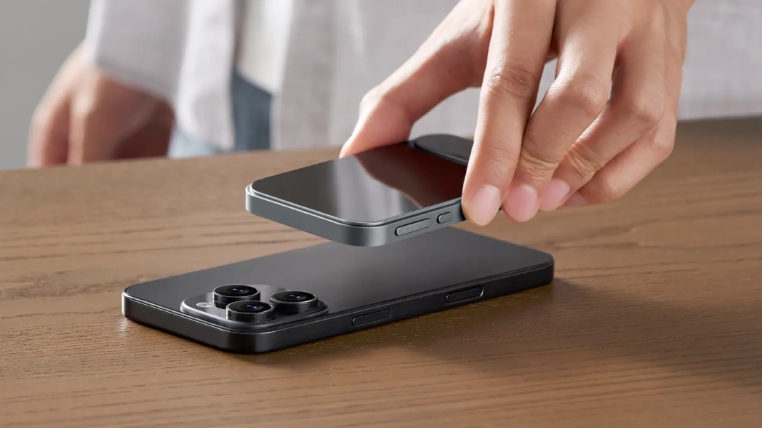 This is a portable Hi-Res Audio headphones DAC you’ll actually want to take everywhere, thanks to its smart MagSafe design This is a portable Hi-Res Audio headphones DAC you’ll actually want to take everywhere, thanks to its smart MagSafe design