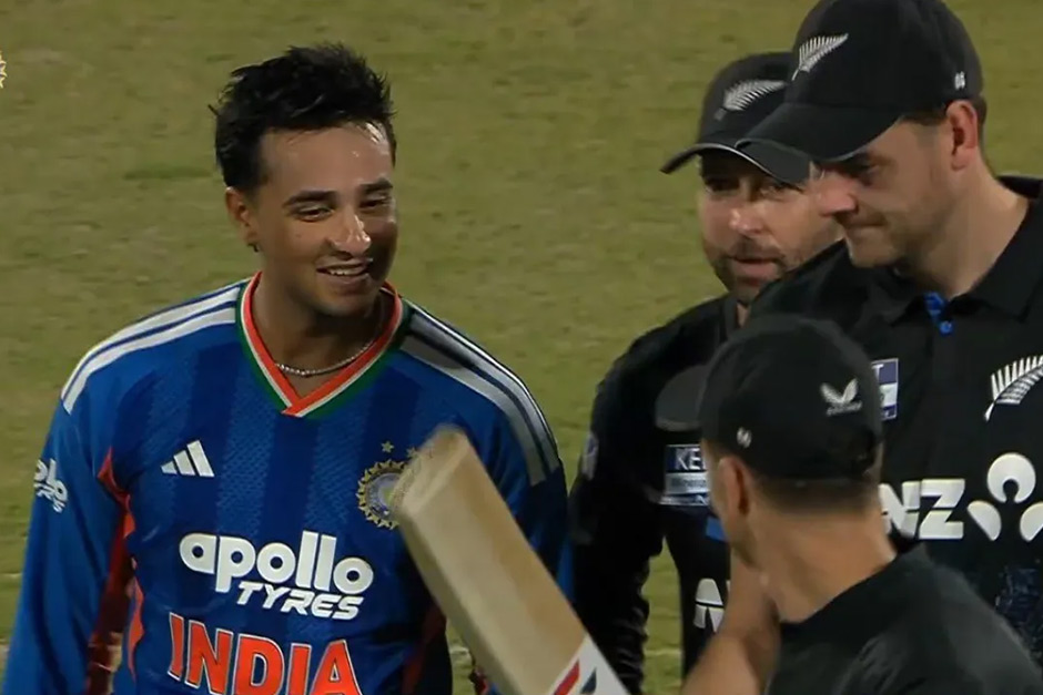 New Zealand Players ‘Inspect’ Abhishek Sharma’s Bat After Record-Breaking Blitz In 3rd T20I. Watch