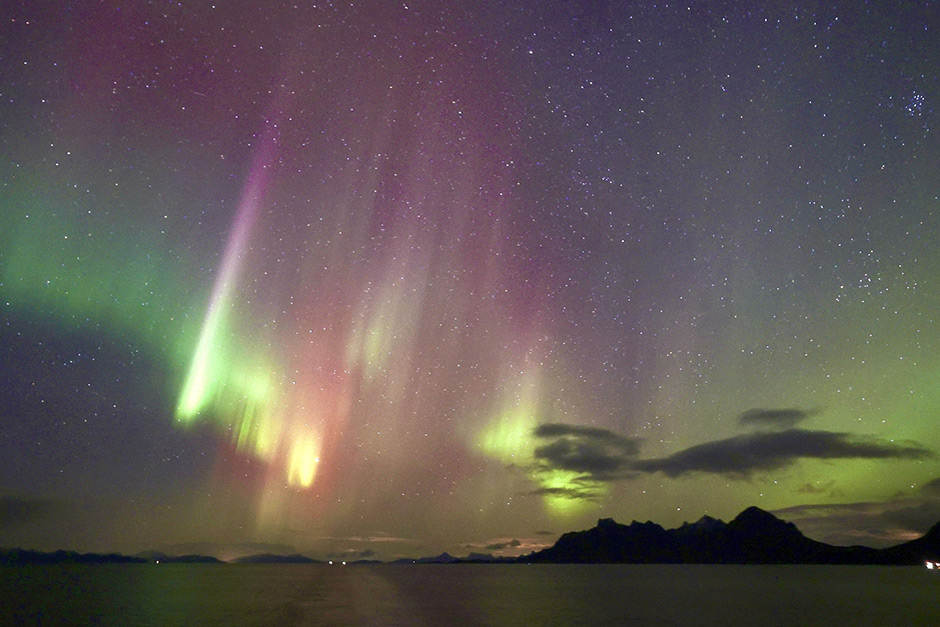 The Northern Lights might be visible unusually far south tonight. We’ll show you where to look.
