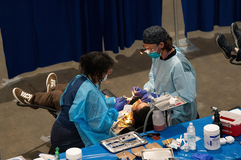 Dentists are taking to YouTube and TikTok, hoping to get Gen Z to finally come in.