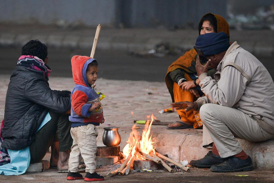 Delhi logs 4.2 deg C, breaks own season record for 2nd straight day; also coldest in 2 years