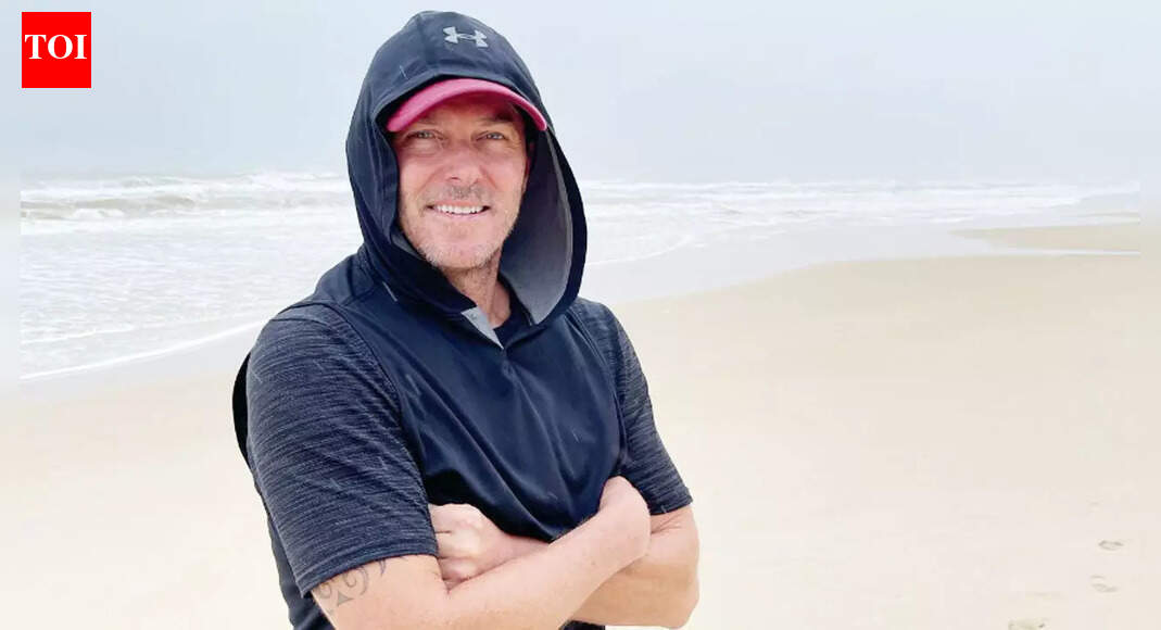 'World stands with you, Matto': Cricket fraternity sends prayers as Damien Martyn battles meningitis