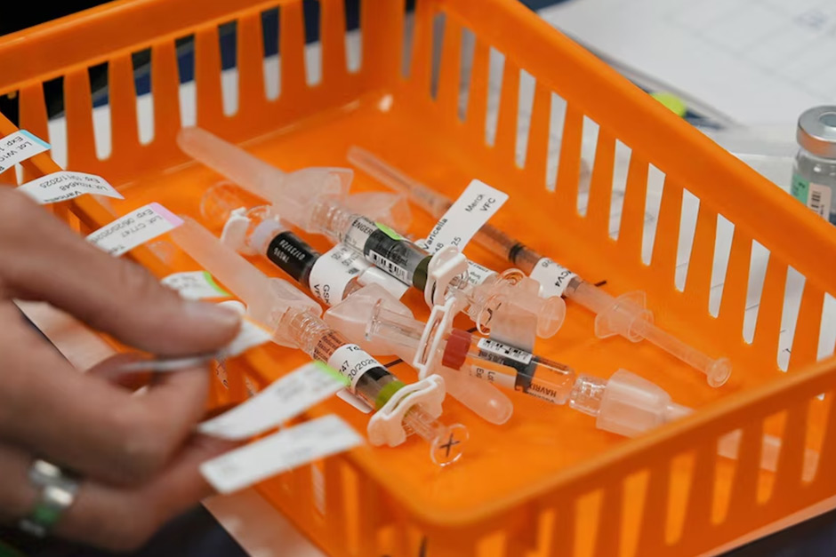 Doctors Warn: New US Vaccine Advice Confusing Parents, Puts Kids at Risk Doctors Warn: New US Vaccine Advice Confusing Parents, Puts Kids at Risk