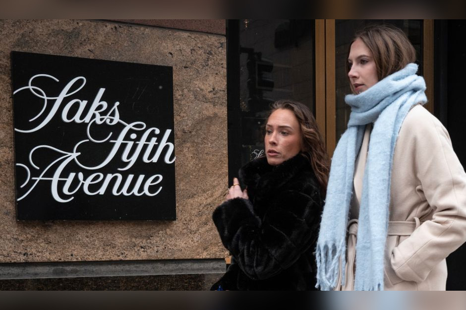 Saks is out of stock. What went wrong at the luxury retailer? Saks is out of stock. What went wrong at the luxury retailer?