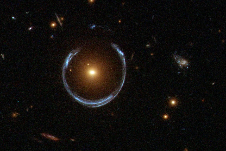 A Saturn-sized planet just popped up in the “Einstein desert.”