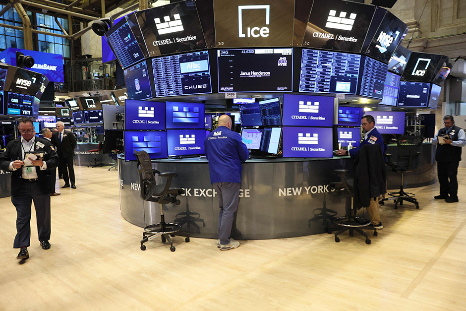 S&P 500 climbs as traders wait for Big Tech earnings: Live updates S&P 500 climbs as traders wait for Big Tech earnings: Live updates