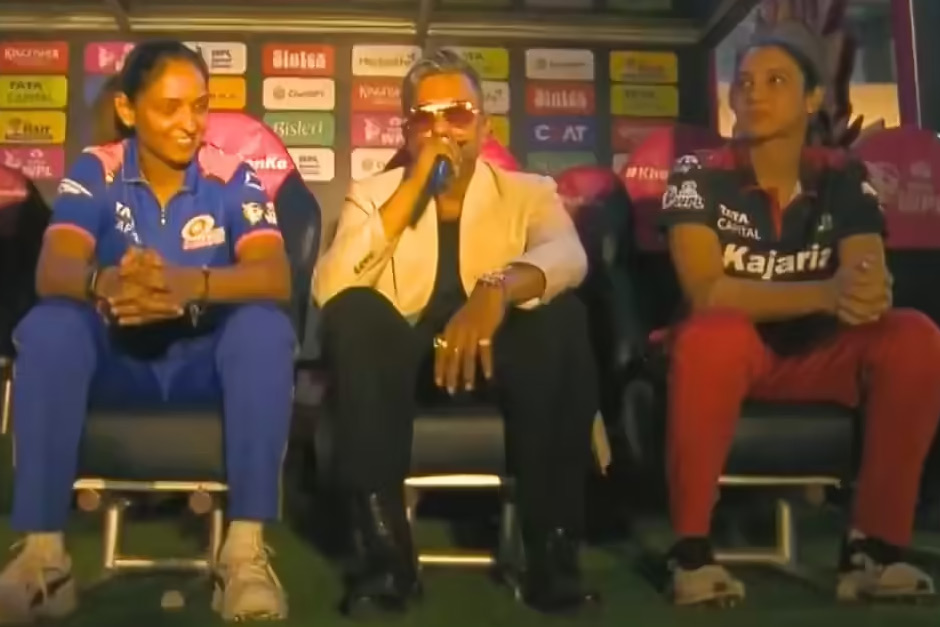 Uncomfortable! Honey Singh’s WPL opening ceremony entry catches Smriti Mandhana, Harmanpreet Kaur off-guard – Watch