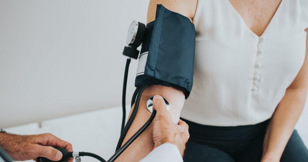 Heart Disease & Stroke: Why Younger Women Are Increasingly At Risk Heart Disease & Stroke: Why Younger Women Are Increasingly At Risk