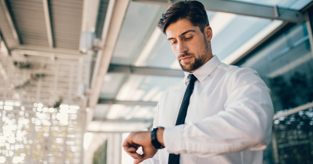 Psychology: People who consistently arrive 10 minutes early often possess 9 traits most others lack. Psychology: People who consistently arrive 10 minutes early often possess 9 traits most others lack.