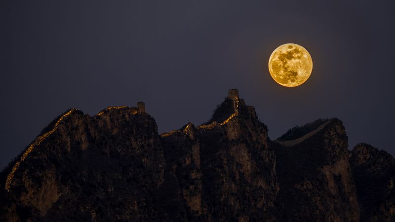 Don't miss February's full Snow Moon lighting up the sky.