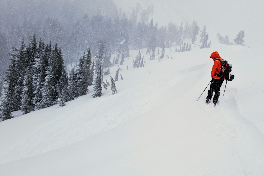 After an avalanche near Lake Tahoe, 6 skiers have been rescued, but 9 are still missing. After an avalanche near Lake Tahoe, 6 skiers have been rescued, but 9 are still missing.